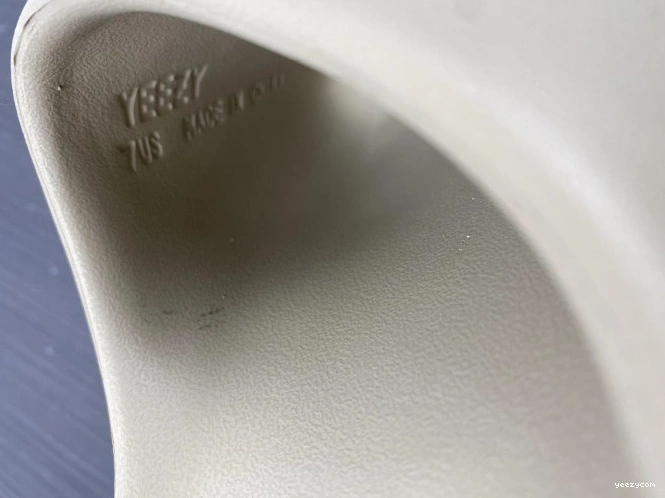 Pure Slide Adidas GW1934 Yeezy 0708